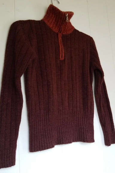 NWOT Ribbed Sweater - Picture 2 of 2